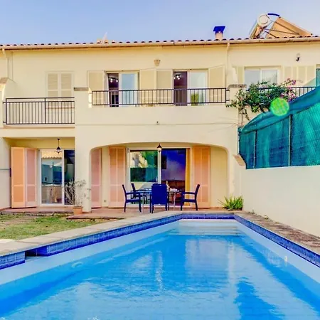 Casa Aria -spacious Steps Away From *