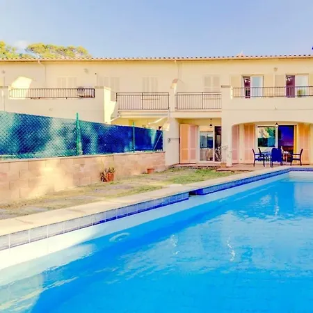 Vakantiehuis Casa Aria -spacious Steps Away From Pollença